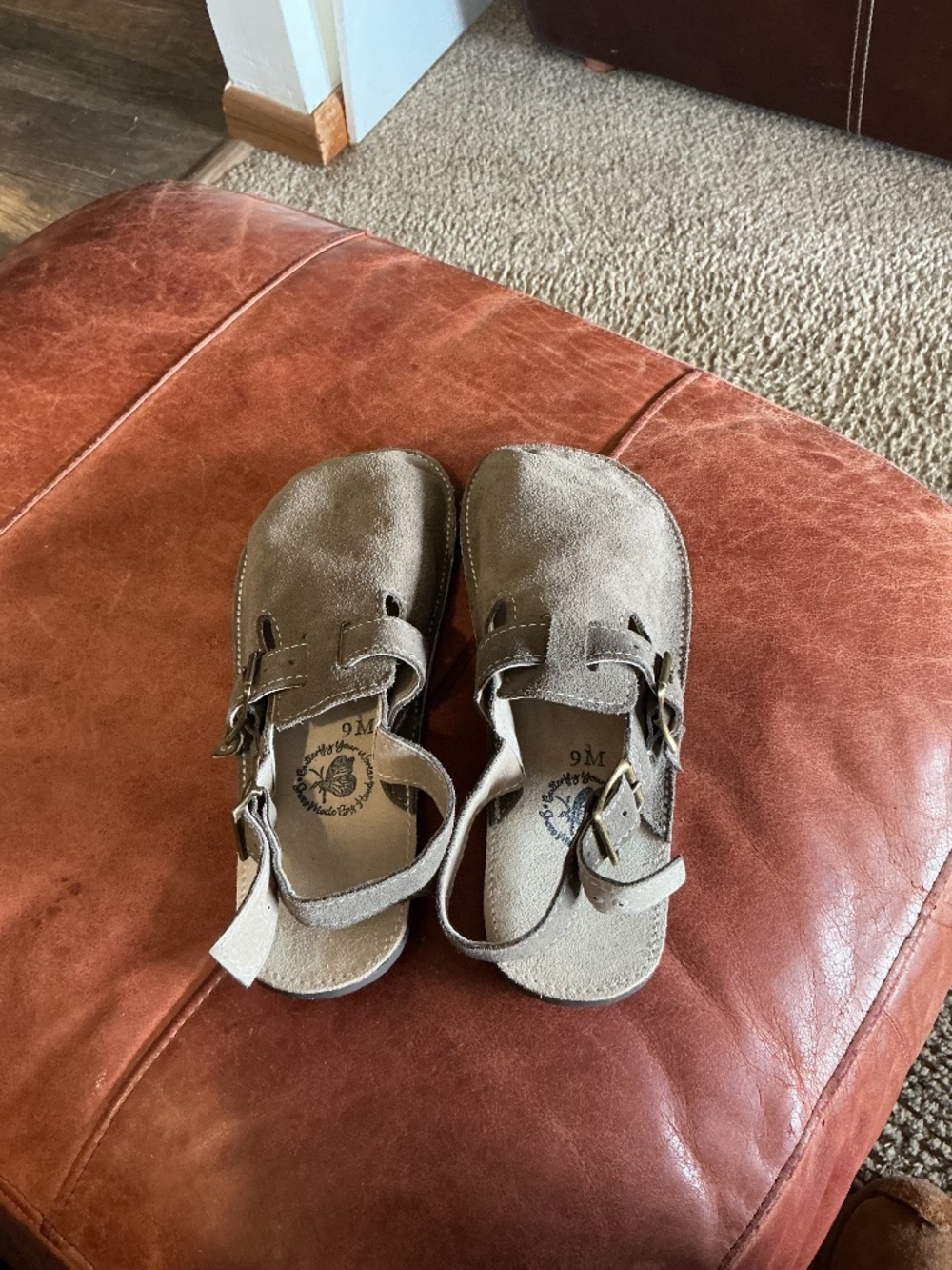 Handmade barefoot leather clogs - Picture 2 of 7